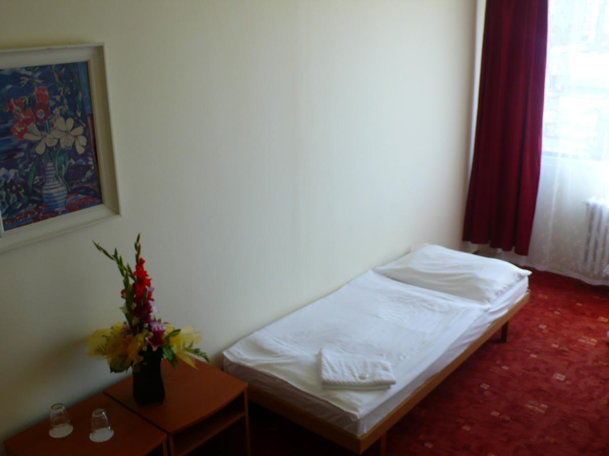 Hotel Easy Star à Prague Extérieur photo